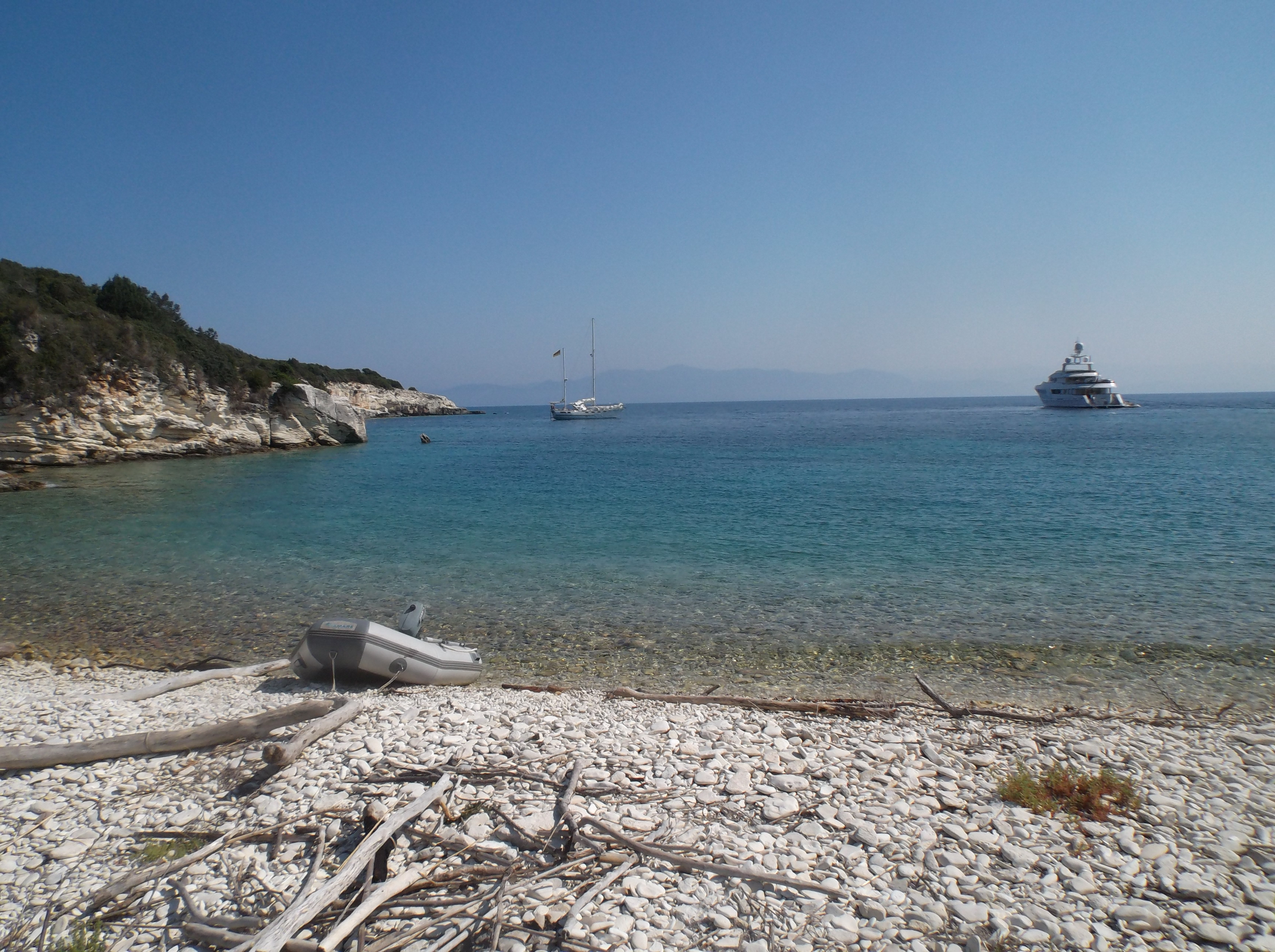 Vor Anker in Antipaxos